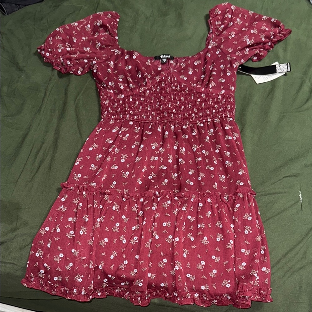 Burgundy Sweetheart Neckline Ruffle Dress